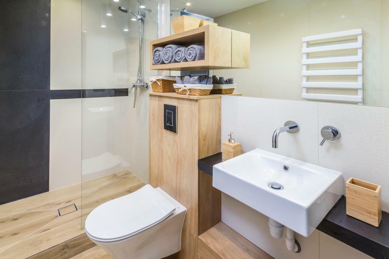 Nowogrodzka 17 Studio By Homeprime Варшава Экстерьер фото
